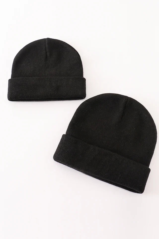 Black ribbed basic knit beanie hat
