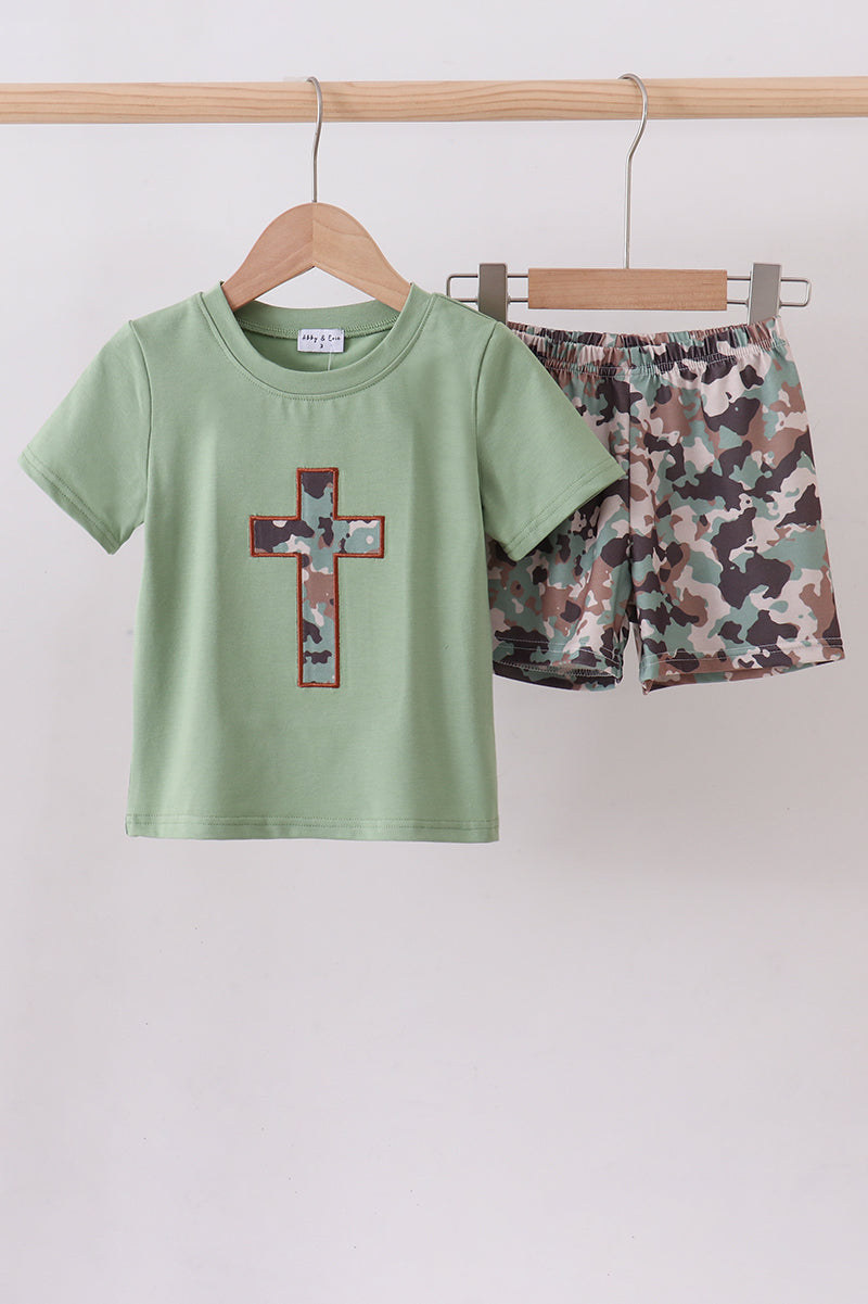 Green camouflage cross shorts set