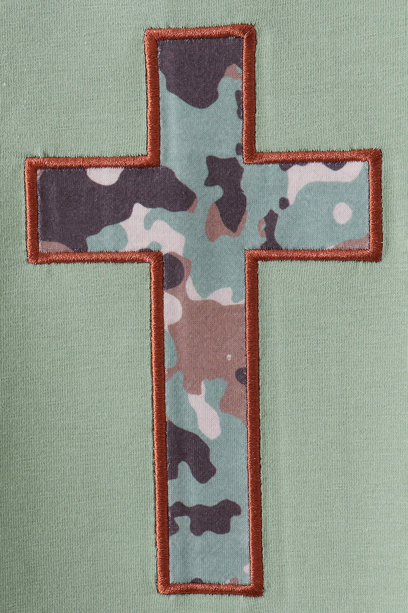 Green camouflage cross shorts set